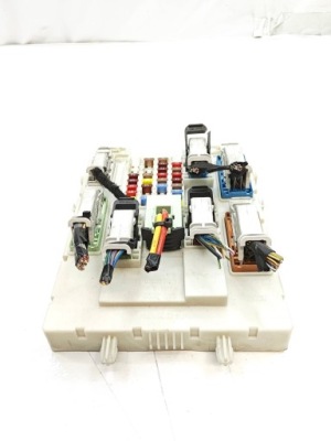 Volvo v40 коробка предохранителей модуль bsi 31453131 фото №1