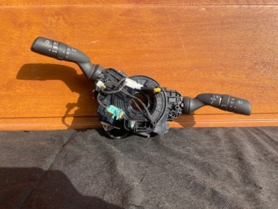 Переключатель комбинированный света лента toyota yaris cross 89245-k0020 фото №1