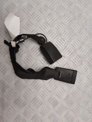 Bmw 4 f36 gran coupe пряжка середнього поперечина безпеки сидіння заднього фото №1