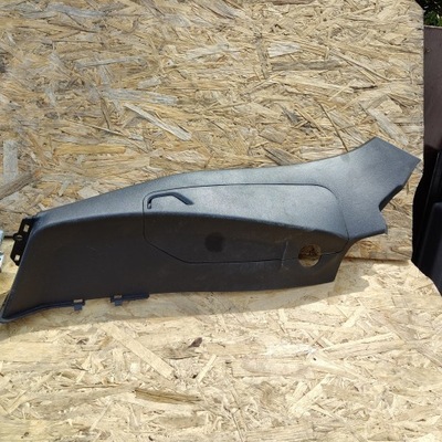 Защита стойка левый задняя renault megane iv kombi фото №1