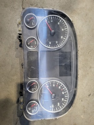 Счетчик приборная панель tgx tgs tgl tga 81272026232 фото №1