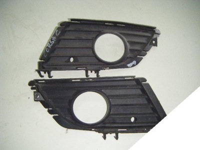 Opel corsa c решётка w бампер заглушка фото №1