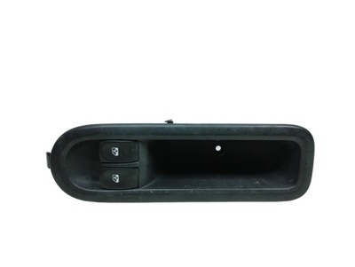 RENAULT CLIO 3 CONMUTADOR ELEVADOR VENTANAS 8200356513  