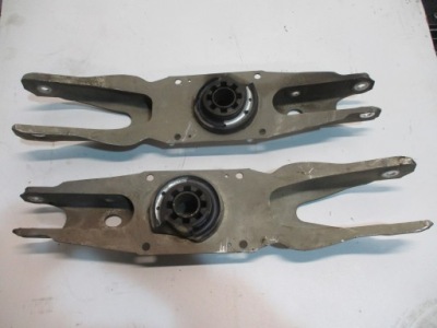 Рычаг infiniti q30 1,5 d задняя правый фото №1