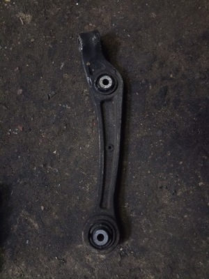 Рычаг левый перед 8k0407155b audi a4 b8 фото №1
