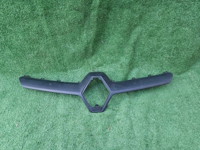 Решітка радіатора решітка радіатора перед renault megane iii lift фото №1