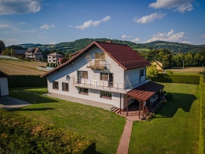 Dom, Żmiąca, Laskowa (gm.), 193 m²