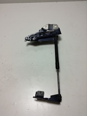 Кронштейн капот привід land rover discovery sport фото №1