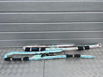 Hyundai kona шторка безопасности правая фото №1