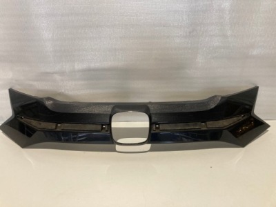 Решітка радіатора решітка радіатора honda hr-v ii 15-21 фото №1