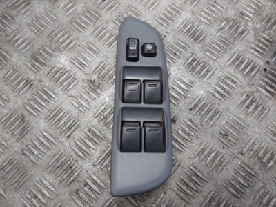 Панель керування вікон toyota rav4 ii 84820-42140 фото №1