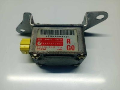 SENSOR GOLPE DERECHA AIR BAG SENSOR 98235AE000 SUBARU IMPREZA LEGACY  