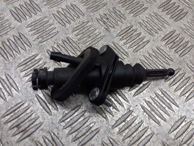 Помпа зчеплення opel meriva a 1.6 16v 13112244 фото №1