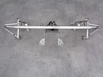 Alfa romeo 4c балка усилитель кронштейн фото №1