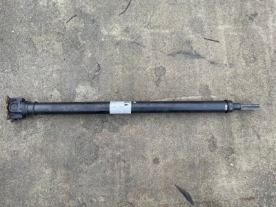 Wał приводной перед передний g01 g02 g05 9488487 фото №1