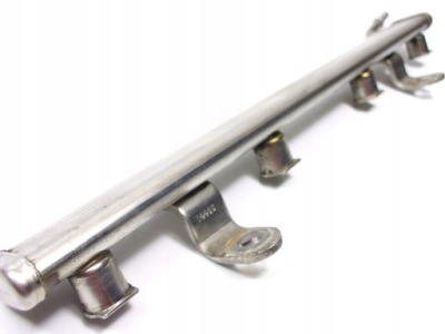 Dodge caliber 2.0 2,4 patriot молдинг впрыскная фото №1