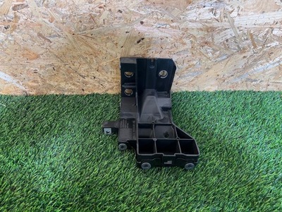 Land rover range rover discovery sport lift l550 кронштейн правий фото №1