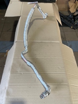 Porsche 718982 cayman шланг труба кондиционера 9a257309903 фото №1