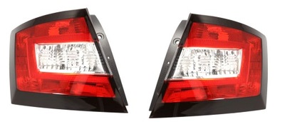 2X FARO PARTE TRASERA LUZ DE FRENADO IZQUIERDA DERECHA JUEGO SKODA FABIA 3 NJ3 2014- HATCHBACK  