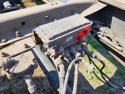 Клапан модулятор ebs renault midlum dxi volvo fl fh k001411 20828241 фото №1