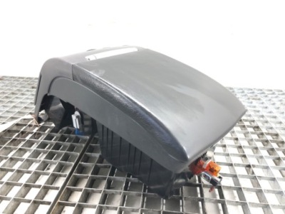 Подлокотник vw phaeton 02-16 3d0864101ad фото №1