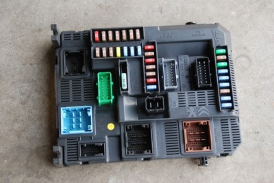 Citroen c4 picasso ii бортовий комп'ютер блок керування bsi n05 фото №1