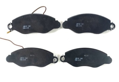 Тормозные колодки тормозные перед nissan serena nowe оригинальный номер фото №1