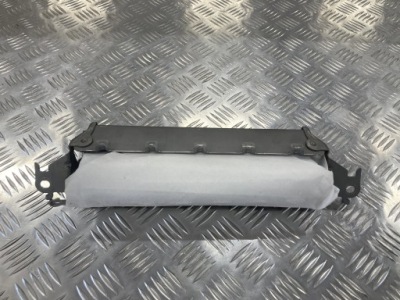 Подушка повітряна колінна toyota rav4 v 19- фото №1
