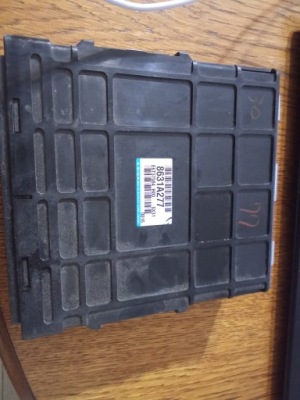 Модуль бортовий комп'ютер mitsubishi lancer 2.0 8631a277 фото №1