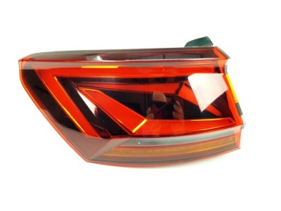 Nowa лампа ліва задня led vw touareg iii cr7 760 фото №1