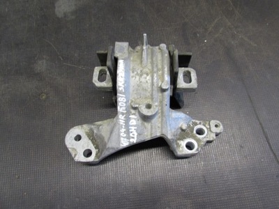 Кронштейн коробки peugeot 407 04-11r фото №1