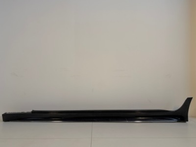 Mercedes gt 290 amg a290 молдинг порог левая оригинальная фото №1