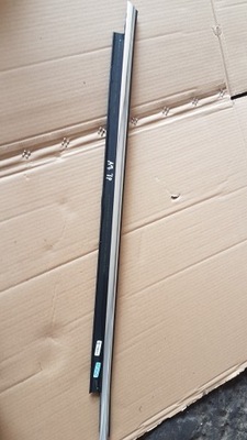 Молдинг ущільнювач двері правий задня a7 4g8853764b фото №1