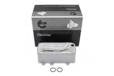 Радіатор оливи audi r8 5.2 fsi 07.15- 07l117021f фото №1