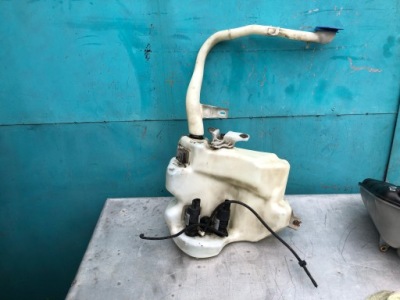 Vw phaeton 3,2 v6 бачок омивача рідина фото №1