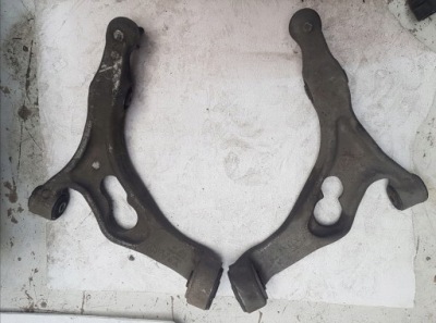 Важіль нижній перед лівий правий audi q7 4l 06- фото №1