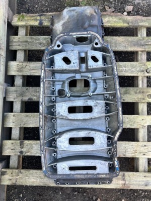 Основа картера масляний scania r xpi 1942851 фото №1