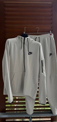 Dres Nike Tech Fleece komplet spodnie+bluza