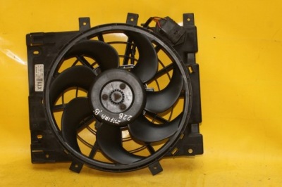 Вентилятор радіатора 13147279 2.2 b zafira b фото №1