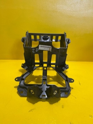 Mini cooper r56 - kosz/mocowanie радио - 51452752777 фото №1