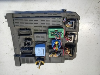 Коробка запобіжників peugeot 607 2.2 hdi фото №1