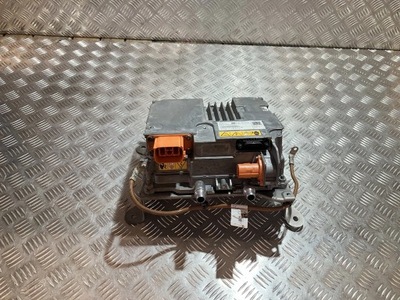 Перетворювач модуль напруги mercedes eqb x243 300 4matic фото №1