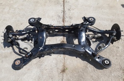 Подрамник рычаг подвеска grand cherokee wk2 srt8 фото №1