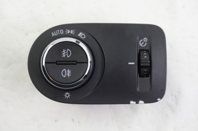 Панель переключатель света opel zafira c 39050760 фото №1
