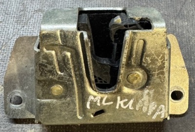 Mercedes w163 ml замок крышки багажника задний фото №1