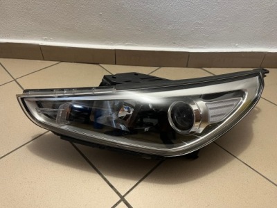 Hyundai i30 i-30 iii 3 17- bez подсветка лампа передняя перед левая фото №1