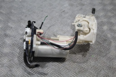 Насос паливна toyota chr 77020-02c21 фото №1