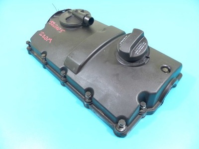 Крышка клапанов vw bora 1.9 tdi фото №1