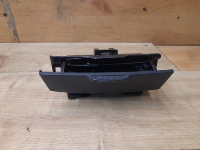 Попільничка toyota verso фото №1