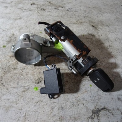 Opel astra j iv 1.6cdti замок зажигания 13383062 фото №1